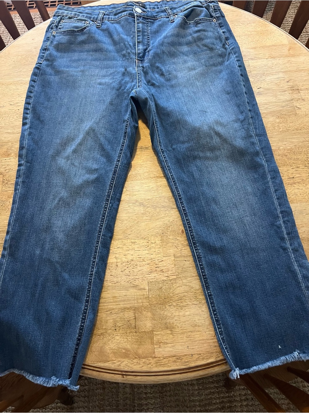 Stitch Star Blue Straight-Leg Jeans with Raw Hem